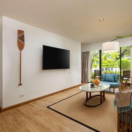 Outrigger Khao Lak Beach Resort - Sha Extra Plus Bagian luar foto Living room of a two-bedroom villa