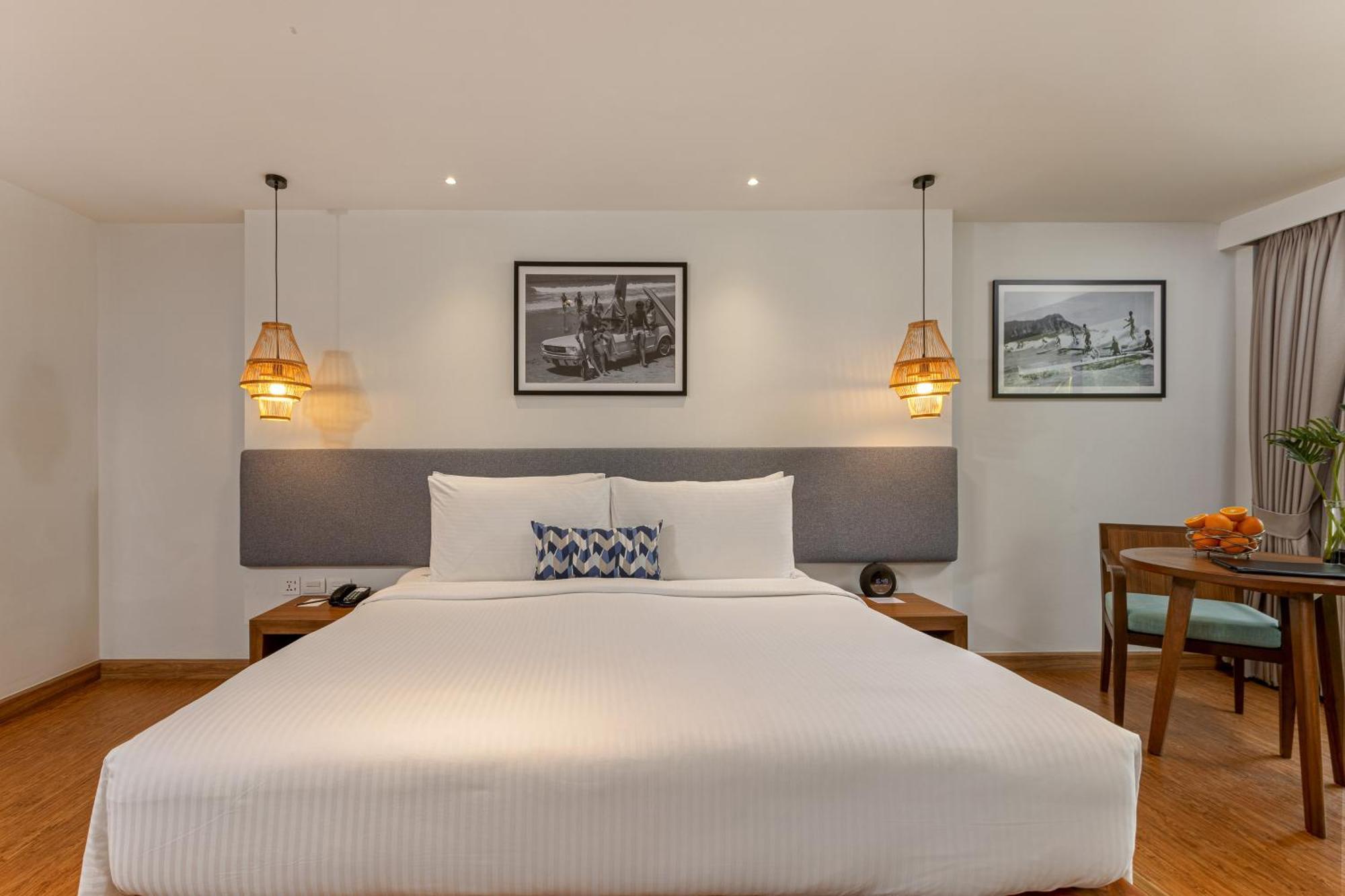 Outrigger Khao Lak Beach Resort - Sha Extra Plus Ruang foto Deluxe Room
