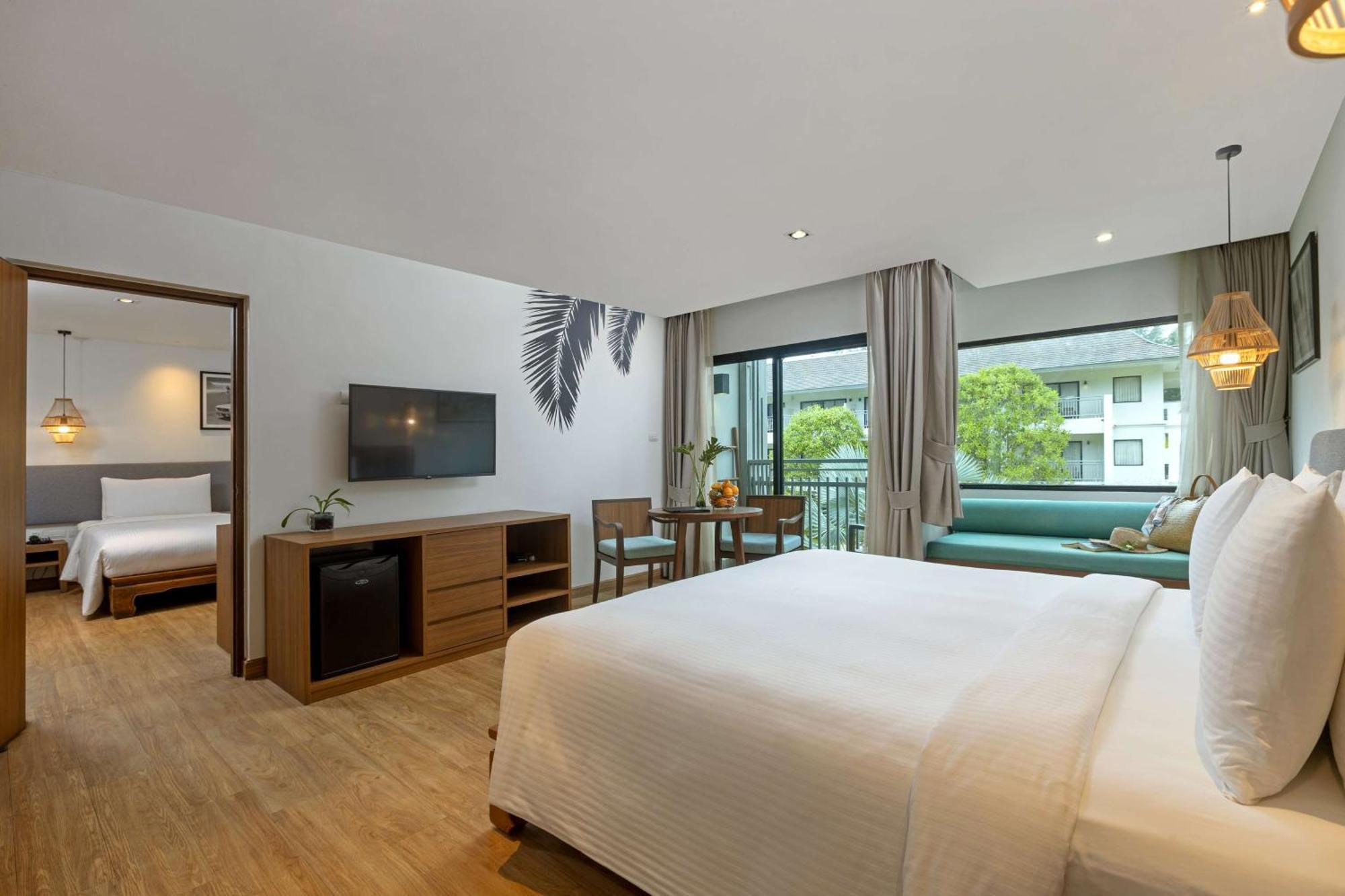 Outrigger Khao Lak Beach Resort - Sha Extra Plus Bagian luar foto