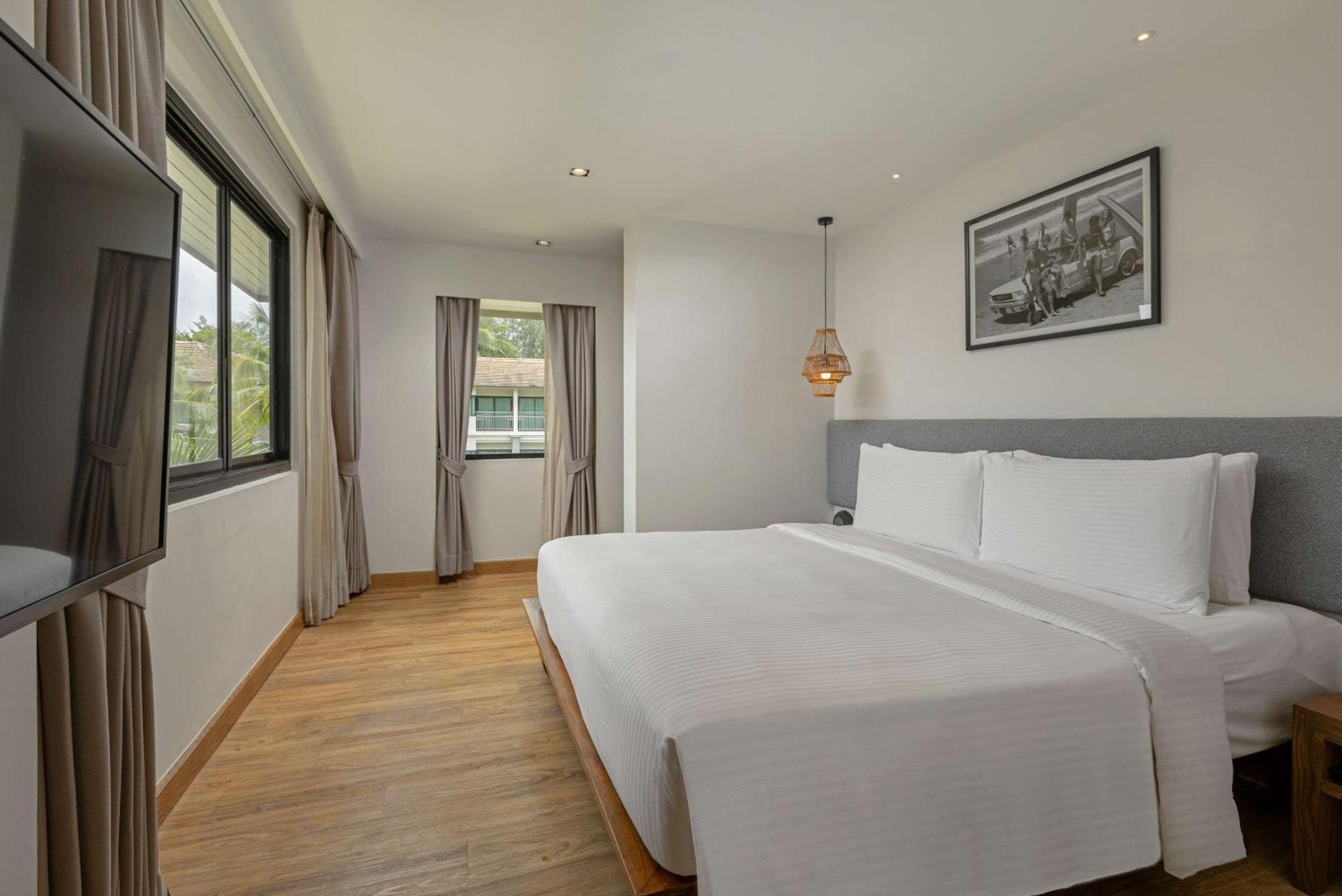 Outrigger Khao Lak Beach Resort - Sha Extra Plus Bagian luar foto Deluxe Room
